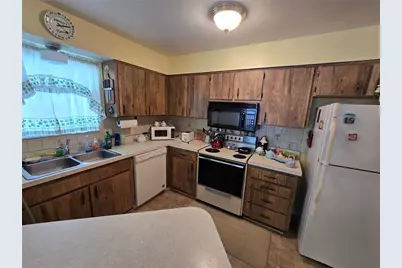 4632 Blossom Boulevard #4632, Zephyrhills, FL 33542 - Photo 7
