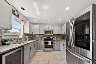 2910 Turk Ct, North Port, FL 34288 - Photo 11