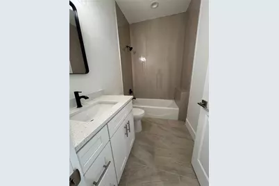 10490 Pendleton Avenue, Englewood, FL 34224 - Photo 5