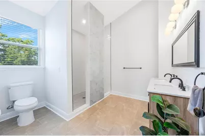707 N Disston Avenue, Tarpon Springs, FL 34689 - Photo 25