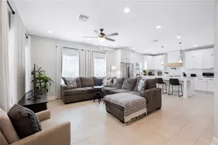 707 N Disston Ave, Tarpon Springs, FL 34689 - Photo 5