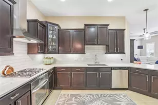 20932 Amanda Oak Ct, Land O Lakes, FL 34638 - Photo 9