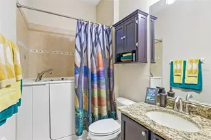 20932 Amanda Oak Ct, Land O Lakes, FL 34638 - Photo 25