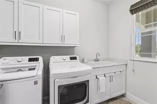 7523 Campus Cove, Sarasota, FL 34243 - Photo 35