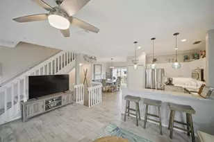 1473 Gulf Dr N, Bradenton Beach, FL 34217 - Photo 13