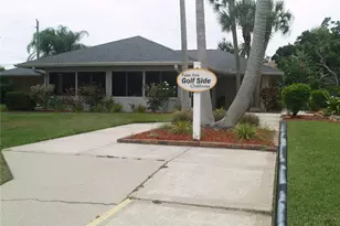 7461 W Country Club Dr N, Sarasota, FL 34243 - Photo 19