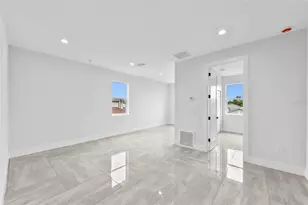 9225 Raes Creek Pl, Palmetto, FL 34221 - Photo 45