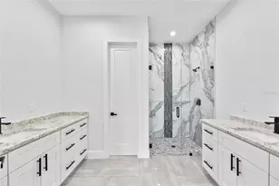 9225 Raes Creek Pl, Palmetto, FL 34221 - Photo 29