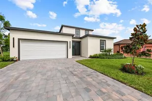9225 Raes Creek Pl, Palmetto, FL 34221 - Photo 7