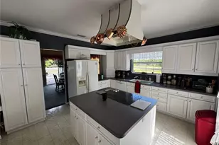 1701 Bern Creek Loop, Sarasota, FL 34240 - Photo 25