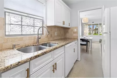 5400 Gulf Drive #18, Holmes Beach, FL 34217 - Photo 39
