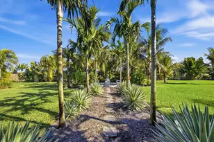 3467 Compound Ct, Sarasota, FL 34240 - Photo 59