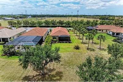 10111 Malachite Drive, Bradenton, FL 34211 - Photo 5