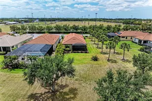 10111 Malachite Dr, Bradenton, FL 34211 - Photo 5