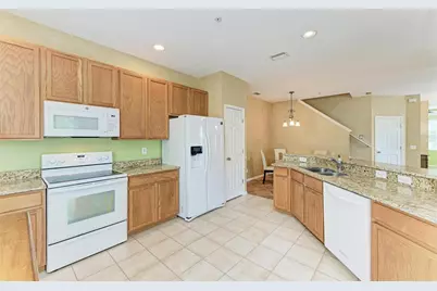3931 Yellowstone Circle, Sarasota, FL 34233 - Photo 17