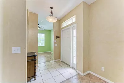 3931 Yellowstone Circle, Sarasota, FL 34233 - Photo 5