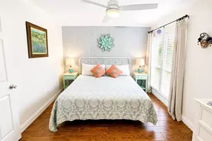 3413 Clark Rd, Sarasota, FL 34231 - Photo 11