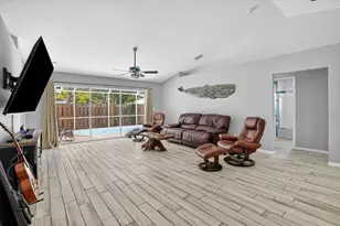 1881 Summer Walk Cir, Sarasota, FL 34232 - Photo 9