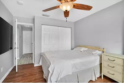 1881 Summer Walk Circle, Sarasota, FL 34232 - Photo 19