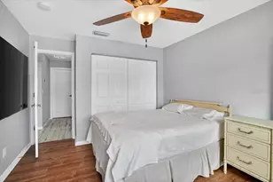 1881 Summer Walk Cir, Sarasota, FL 34232 - Photo 19