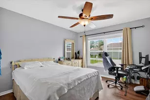 1881 Summer Walk Cir, Sarasota, FL 34232 - Photo 17