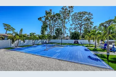 1899 Vamo Way, Sarasota, FL 34231 - Photo 57