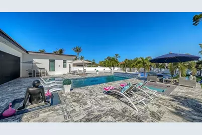 1899 Vamo Way, Sarasota, FL 34231 - Photo 47
