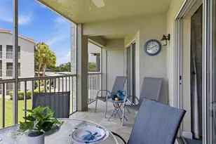 9320 Clubside Cir, Sarasota, FL 34238 - Photo 29