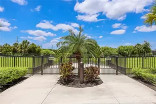 2493 Paradise Plum Dr, Sarasota, FL 34240 - Photo 59