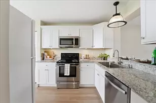 4550 Pinebrook Cir, Bradenton, FL 34209 - Photo 3
