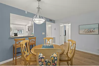 1310 Glen Oaks Drive E #391E, Sarasota, FL 34232 - Photo 9