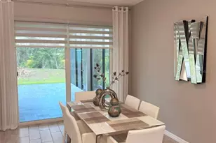12055 Forest Manor Ln, Seffner, FL 33584 - Photo 19