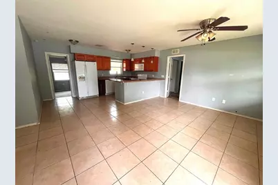 731 Lakeside Drive, Largo, FL 33778 - Photo 3