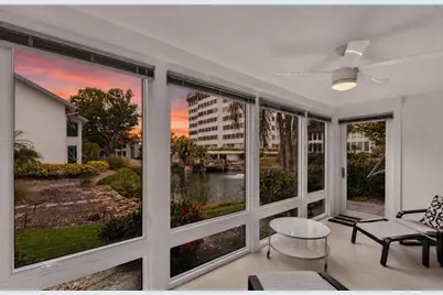1128 W Peppertree Lane #111, Sarasota, FL 34242 - Photo 3