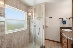2811 Avenue C, Holmes Beach, FL 34217 - Photo 17
