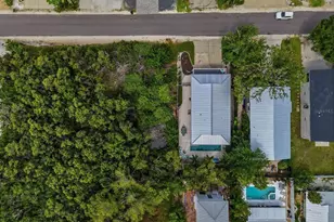 2811 Avenue C, Holmes Beach, FL 34217 - Photo 41