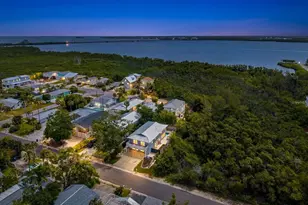 2811 Avenue C, Holmes Beach, FL 34217 - Photo 53