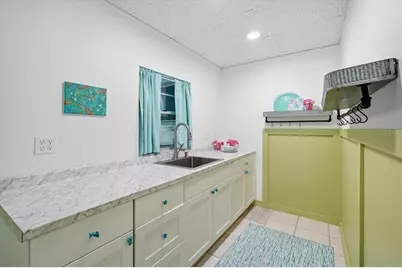 2811 Avenue C, Holmes Beach, FL 34217 - Photo 29
