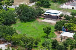 1301 6th St W, Palmetto, FL 34221 - Photo 41