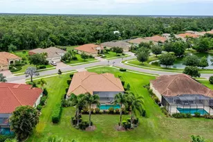 8215 Larkspur Cir, Sarasota, FL 34241 - Photo 57