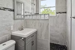 408 Armada Rd S, Venice, FL 34285 - Photo 7