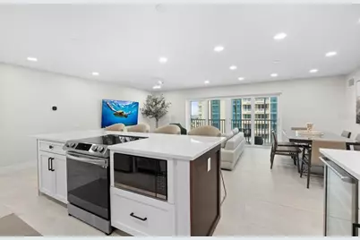800 Benjamin Franklin Drive #505, Sarasota, FL 34236 - Photo 7