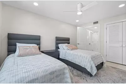 800 Benjamin Franklin Drive #505, Sarasota, FL 34236 - Photo 17