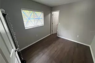 2542 22nd St, Sarasota, FL 34234 - Photo 9