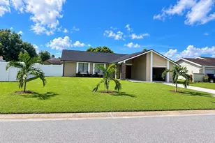 17 S Flag Dr, Kissimmee, FL 34759 - Photo 1