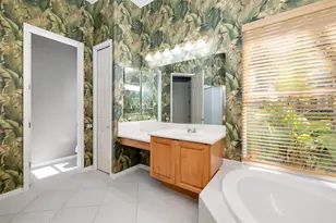 4770 Mainsail Dr, Bradenton, FL 34208 - Photo 29