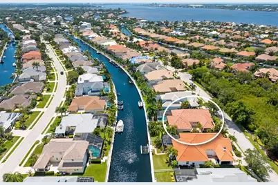 4770 Mainsail Drive, Bradenton, FL 34208 - Photo 9