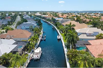 4770 Mainsail Drive, Bradenton, FL 34208 - Photo 9