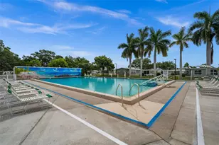 3318 Shingle Oak Terrace, Sarasota, FL 34237 - Photo 45