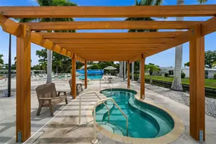 3318 Shingle Oak Terrace, Sarasota, FL 34237 - Photo 43